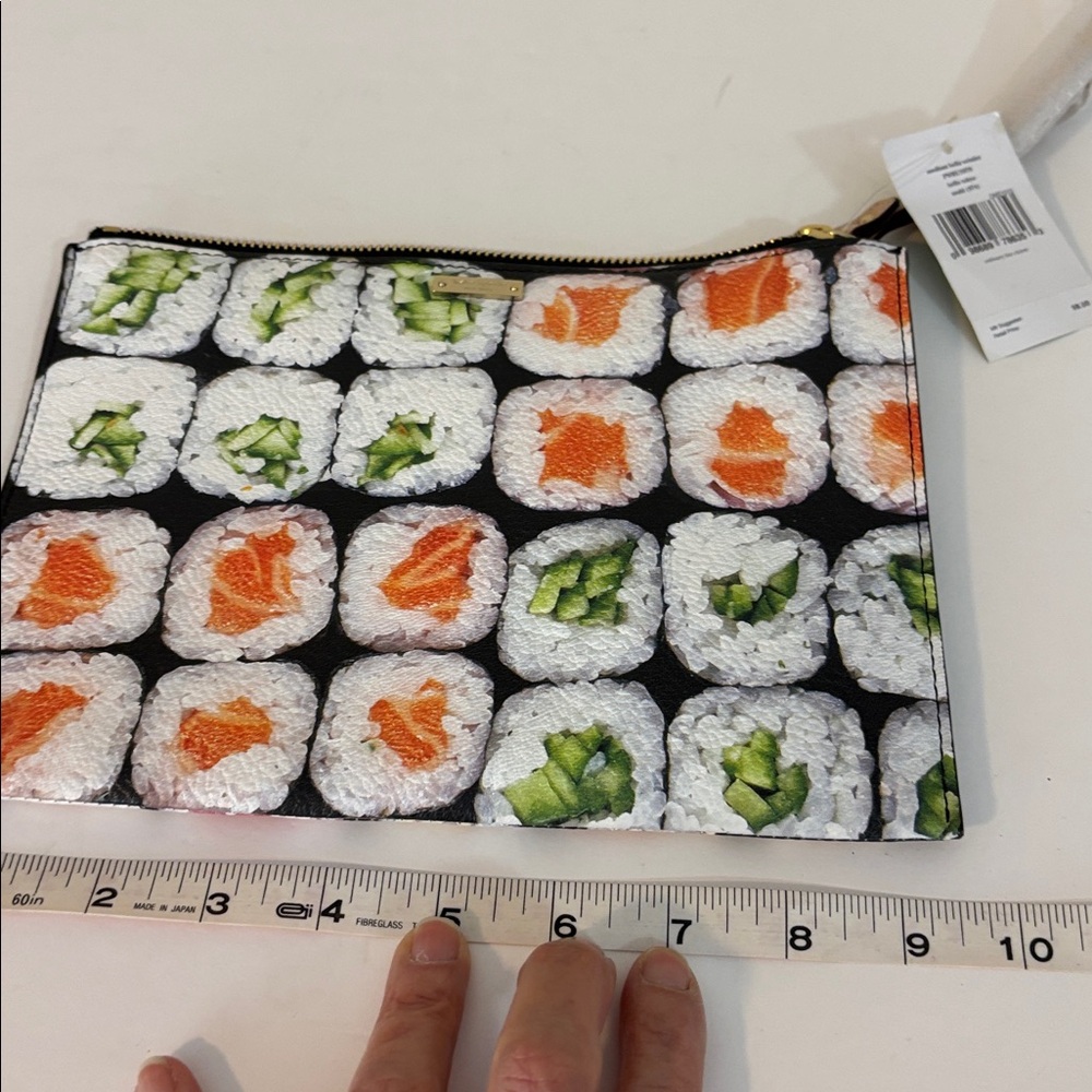 Kate Spade Medium Bella Wristlet Hello Tokyo Sushi Print Zippered Pouch NWT - Picture 11 of 11